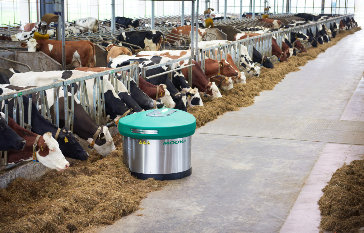 Robotul MOOV Pro 2.0