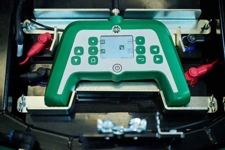 Robotul MOOV Pro 2.0