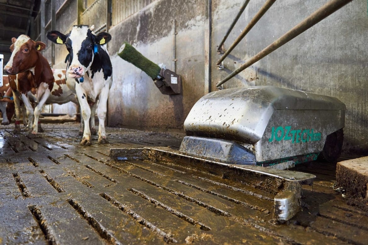 Robotul MOOV Pro 2.0